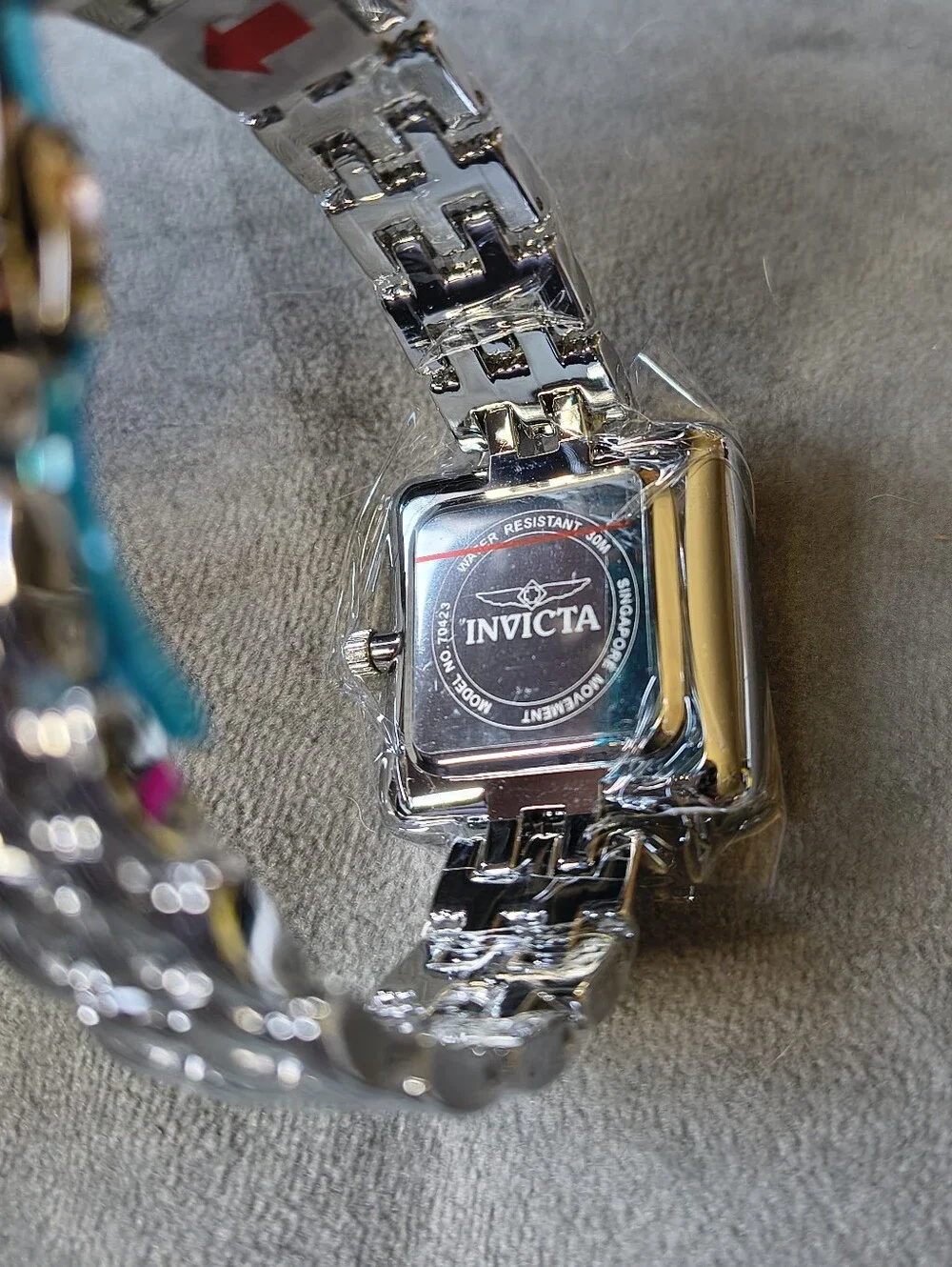 Invicta new box